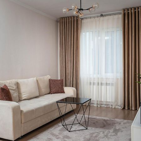 Green Park Apartment Ташкент Екстериор снимка